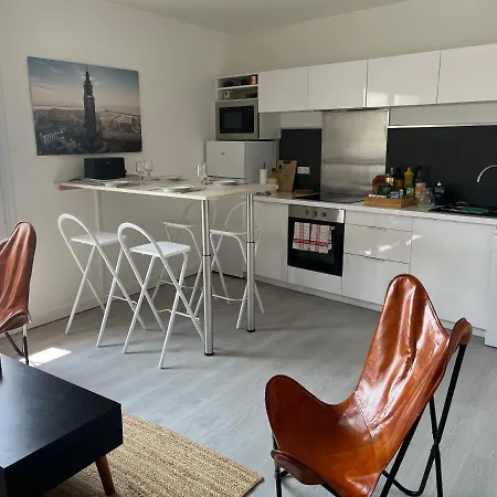 Vivez Proche Du Port De Plaisance - 2 - Calme Apartment